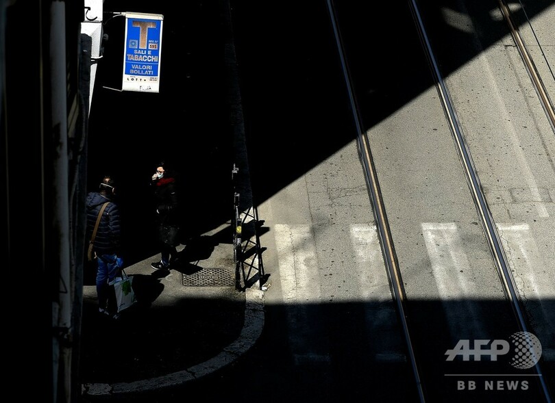 イタリアの死者数、一転して大幅増に 新型コロナ