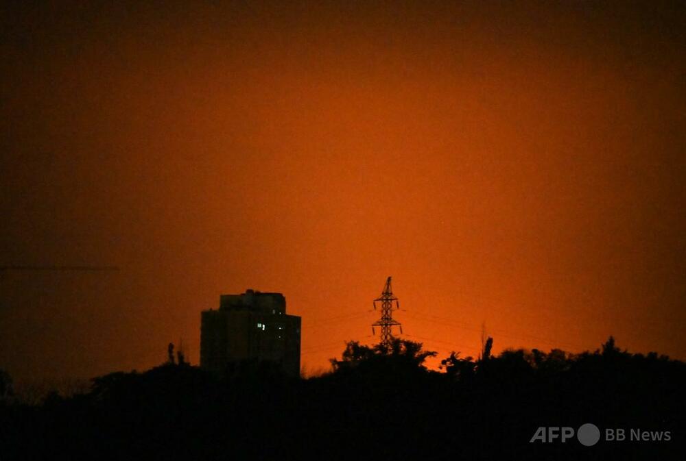 ウクライナ首都キーウに夜間攻撃、ロシア倉庫攻撃の報復か