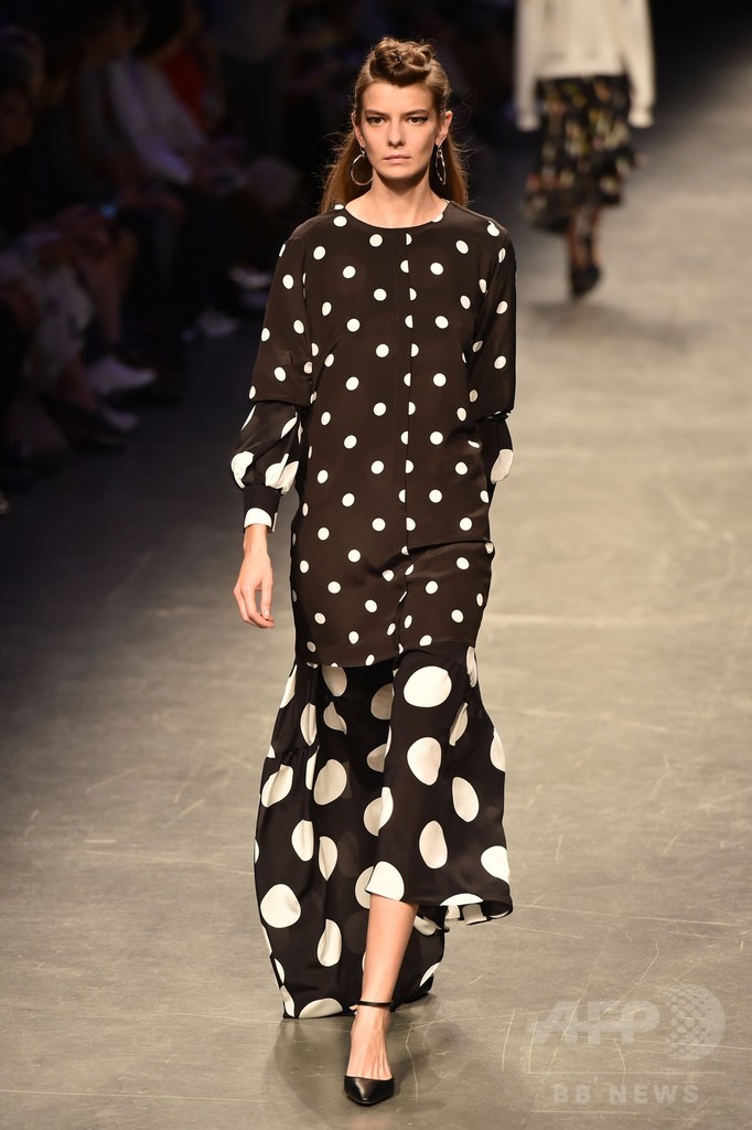 「アンテプリマ」17年春夏