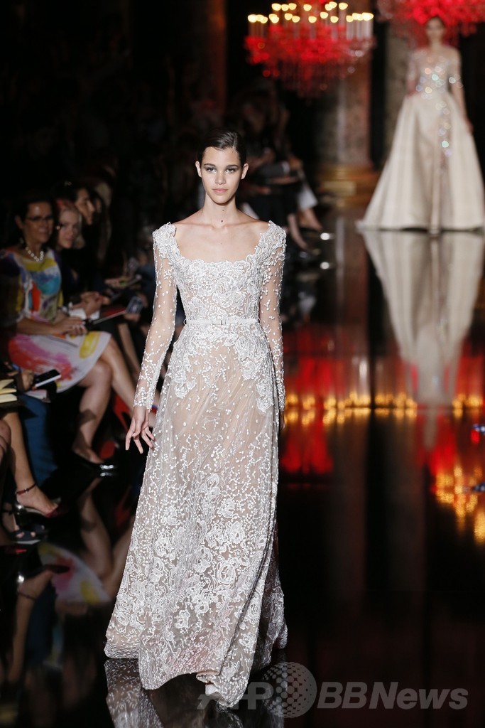 究極のラグジュアリードレス、「エリー・サーブ」14/15年秋冬オートクチュール