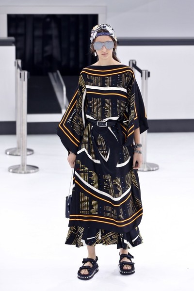 「シャネル」16年春夏コレクション