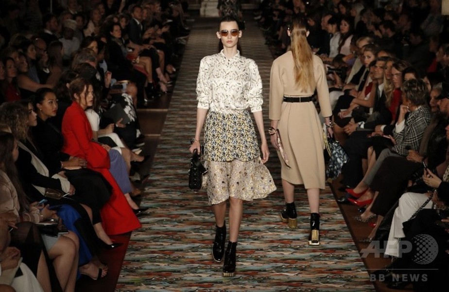 「クリスチャン ディオール」17年クルーズ・コレクション