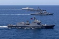 南シナ海で実施された日米豪比の共同訓練の様子。オーストラリア軍提供（2024年4月7日撮影、8日提供）。(c)Leo BAUMGARTNER / AUSTRALIAN DEPARTMENT OF DEFENCE / AFP