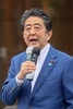 横浜で演説する安倍晋三元首相（2022年7月6日撮影）。(c)Yoshikazu Tsuno / AFP