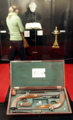 ロシアで「決闘の歴史展」、決闘が流行した時代にタイムスリップ - ロシア