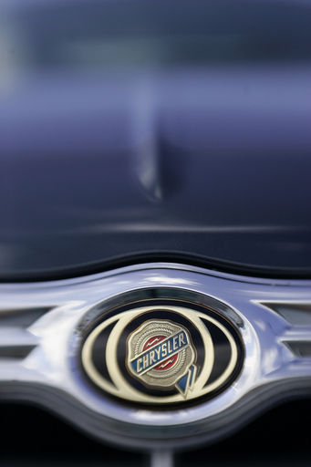 ダイムラー、売却後のクライスラーに出資検討 - ドイツ