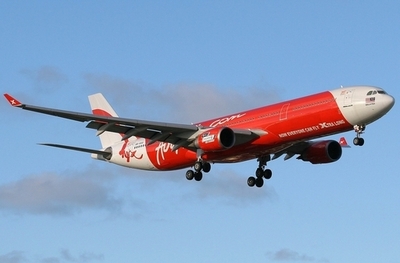 空の上で赤ちゃん誕生、母子に「生涯タダ乗り権」を贈呈 エアアジア航空