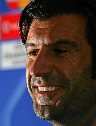 ＜サッカー セリエA＞マンチーニ監督 フィーゴの残留を明言 - イタリア