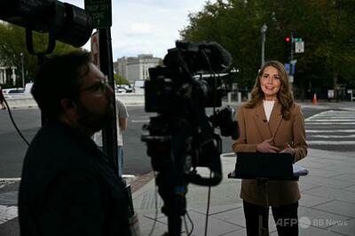 米ホワイトハウス、メディア排除を実行 CNNなど3社は反発
