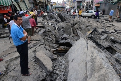 ガス爆発の高雄市、パイプラインの移設求める声 当局に批判も