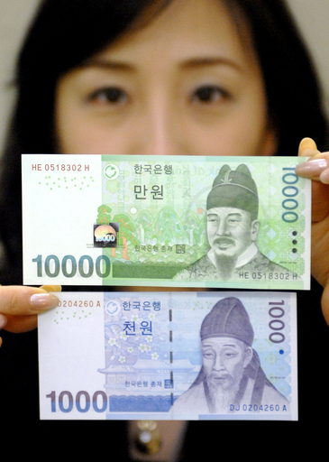 韓国人気歌手の物まね芸人に85万円の罰金