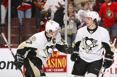 ペンギンズ セネターズに4連勝で準決勝へ