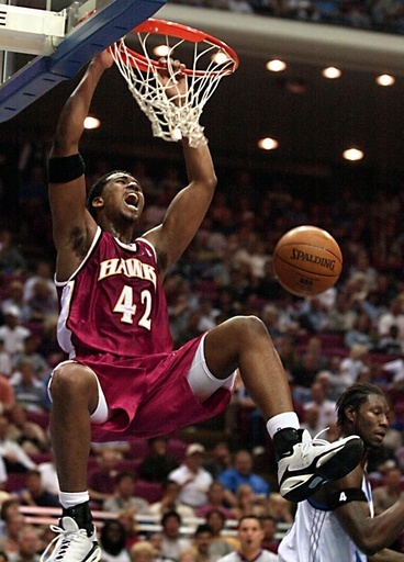 元NBA選手が殺害された7年前の未解決事件、元妻を逮捕