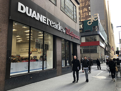 アリペイがNYのウォルグリーンの7000店舗で使用可能に