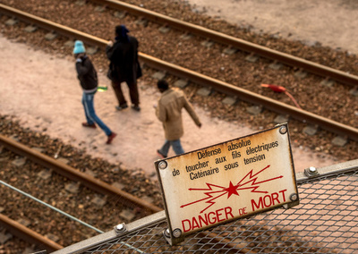 移民の死「怖くて仕事できない」、英仏海峡鉄道の運転士ら悲鳴