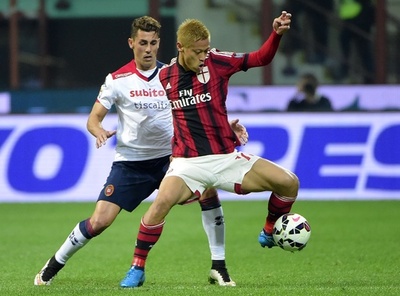 ミランがカリアリに勝利、2得点のメネスが得点王争いでトップに浮上