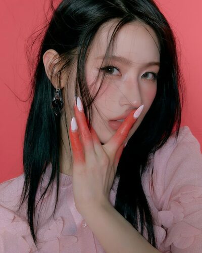 i-dleミヨン、ソロカムバック成功