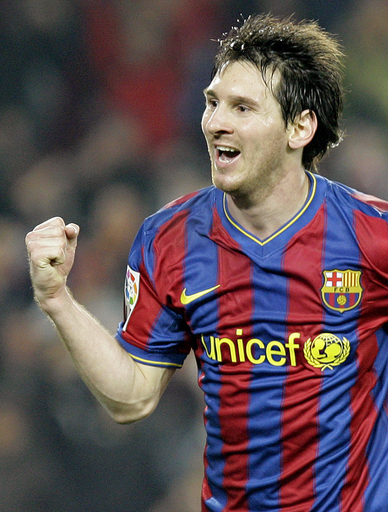 FCバルセロナ セビージャに快勝、メッシが100ゴール達成