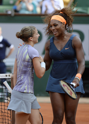 セレーナ、快勝でシャラポワとの決勝へ 全仏オープン
