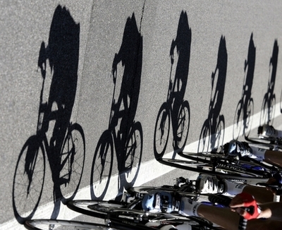 「自転車に乗りなさい」、伊市長が公用車利用を禁止 CO2削減で