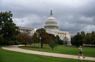 連邦地裁、米政府閉鎖に伴う大量解雇を一時差し止め