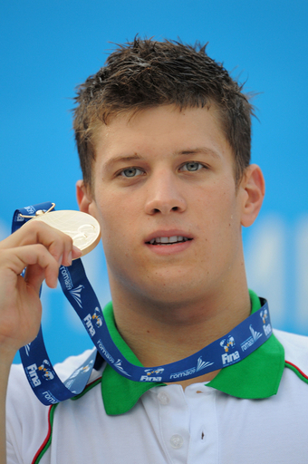 ギュルタが男子200メートル平泳ぎ優勝、世界水泳