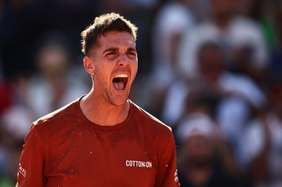 コキナキスが38歳ワウリンカ撃破 8年ぶり全仏OP3回戦進出