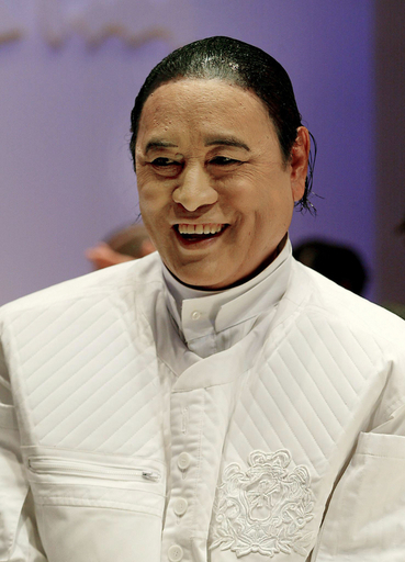 韓国を代表するデザイナー、アンドレ・キム死去