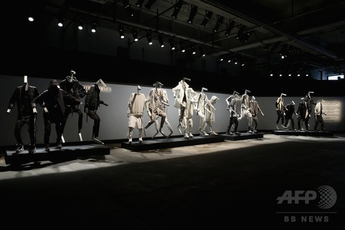 「ラグ&ボーン」16年春夏メンズ、イベント形式で新作発表 「ラグ&ボーン」16年春夏メンズ、イベント形式で新作発表