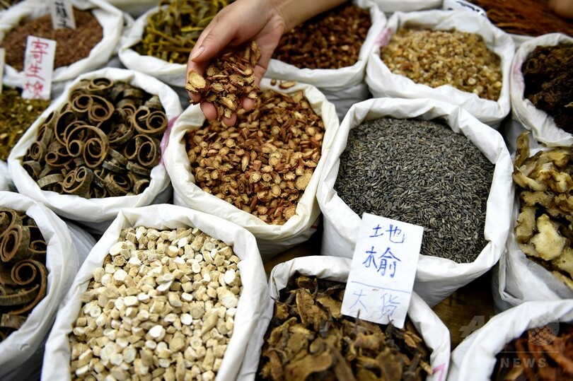 人気伝統薬「鴻茅薬酒」違法広告掲載2630回 「薬酒」どころか薬だ