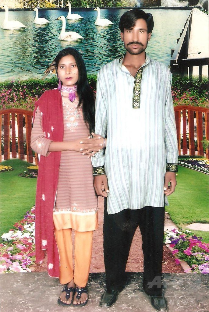 「聖典冒涜」のキリスト教徒夫婦を殺害、44人逮捕 パキスタン