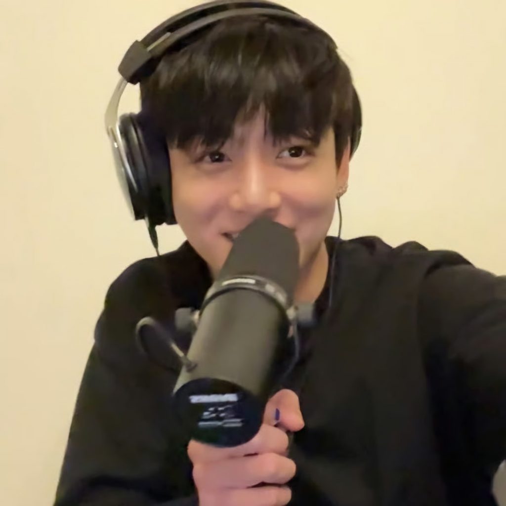 防弾少年団(BTS) - BTS ジョングク　お渡し会 HYBE INSIGHT] Jung Kook Exhibition 'GOLDEN : The Moments' IN