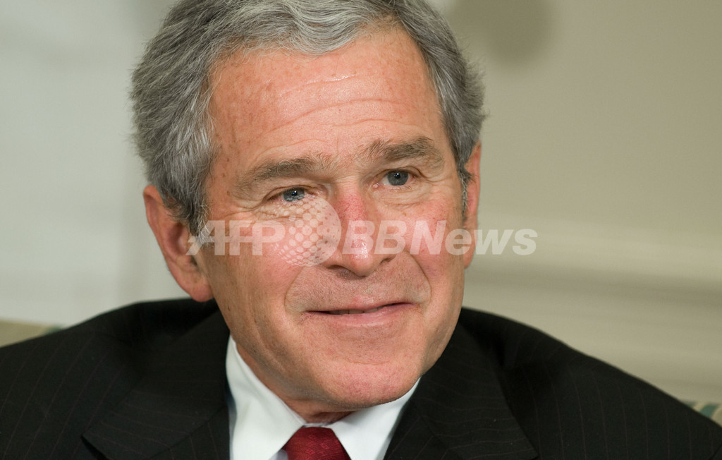 ブッシュ前大統領が心臓手術、7日にも退院 写真1枚 国際ニュース：AFPBB News