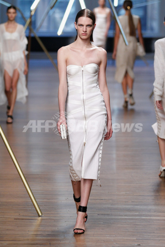 ＜14年春夏NYコレクション＞ジェイソン ウー