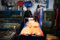 中国・北京の水産物卸売市場（2023年8月24日撮影）。(c)GREG BAKER / AFP