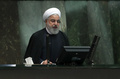 イラン議会で演説するハッサン・ロウハニ大統領（2019年12月8日撮影、資料写真）。(c)STR / AFP