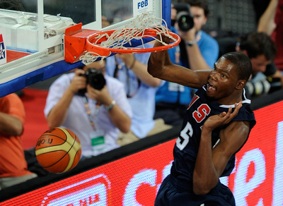 米国 練習試合でスペインに勝利、世界バスケ