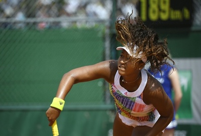 日本生まれのニューヨーカー大坂、期待胸に全仏3回戦へ