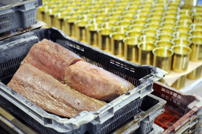 オーブンで従業員焼死、米缶詰大手に7億円超支払い命令