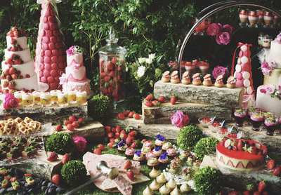 コンラッド東京、いちごスイーツビュッフェ開催