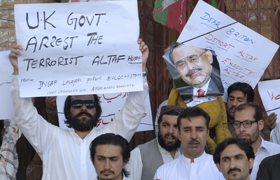 パキスタン・カラチの総選挙再投票、クリケットの元スター選手の党が勝利