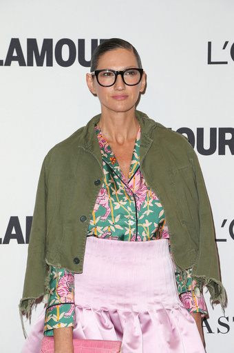 「J.クルー」クリエイティブ・ディレクター、ジェナ・ライオンズが退任