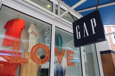 アパレル大手ギャップ、北米175店舗を閉鎖へ 本社で人員削減も