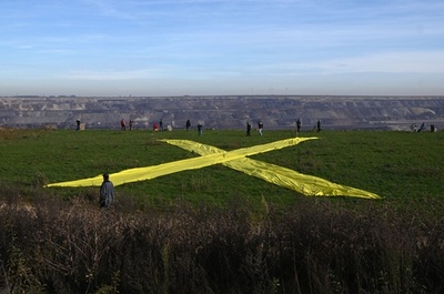 環境活動家が独西部に集結 炭鉱拡張に抗議