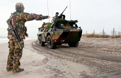 米東海岸で9か国大規模揚陸演習、対イラン戦を想定？