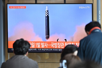 北朝鮮、放射砲発射 韓国軍発表
