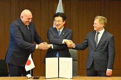 Japan, UK, Italy sign joint fighter jet treaty