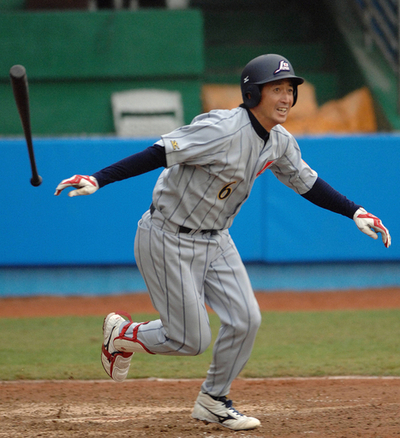 日本 南アフリカを降し開幕戦白星