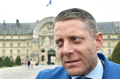 フィアット創業者の孫、薬物欲しさに狂言誘拐  NYで逮捕