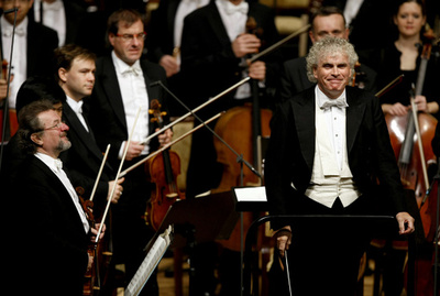 ベルリン・フィルの次期首席指揮者決まらず、1年以内に再協議